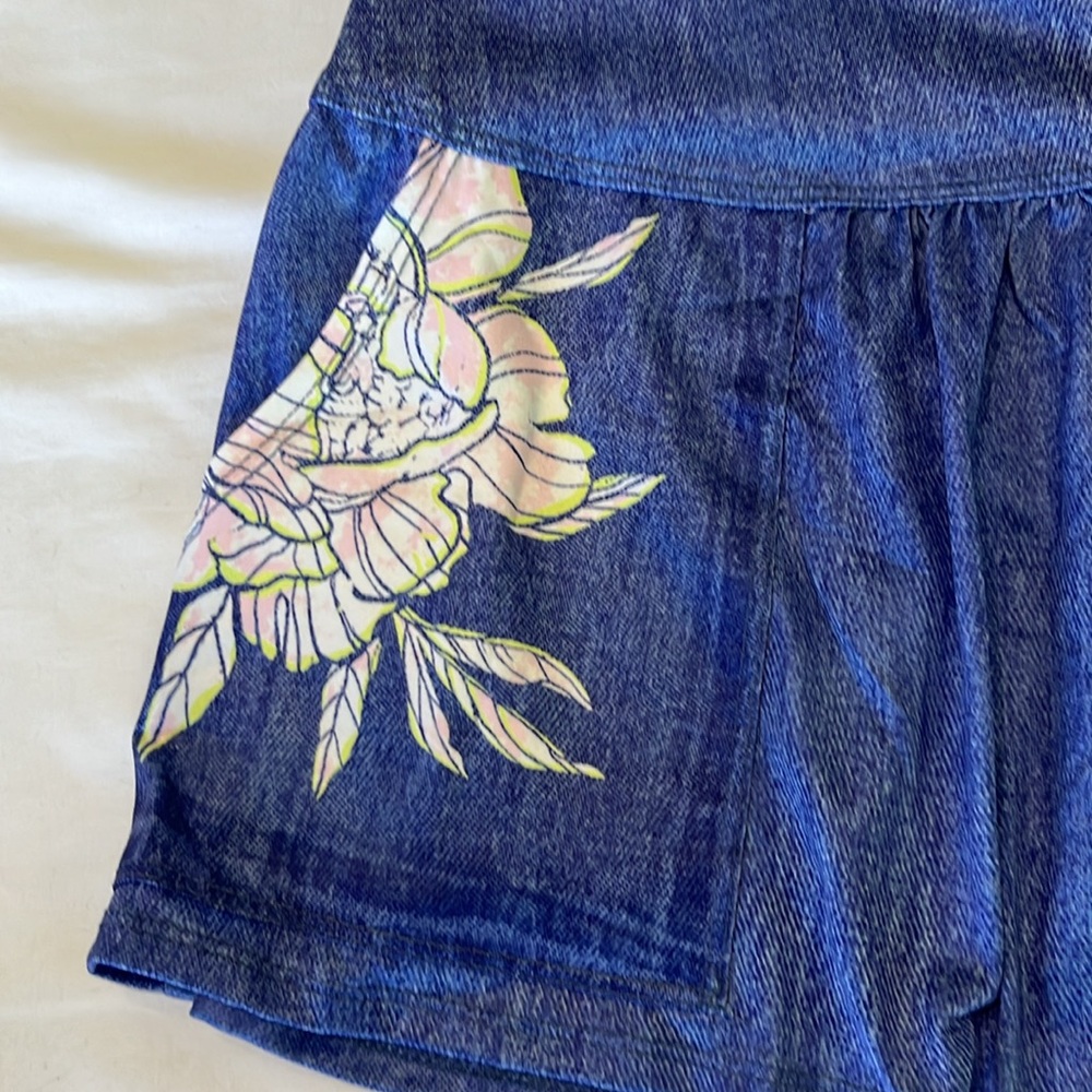Lucky in Love Rosy Denim Pocket Skort NWT - Picture 5 of 11